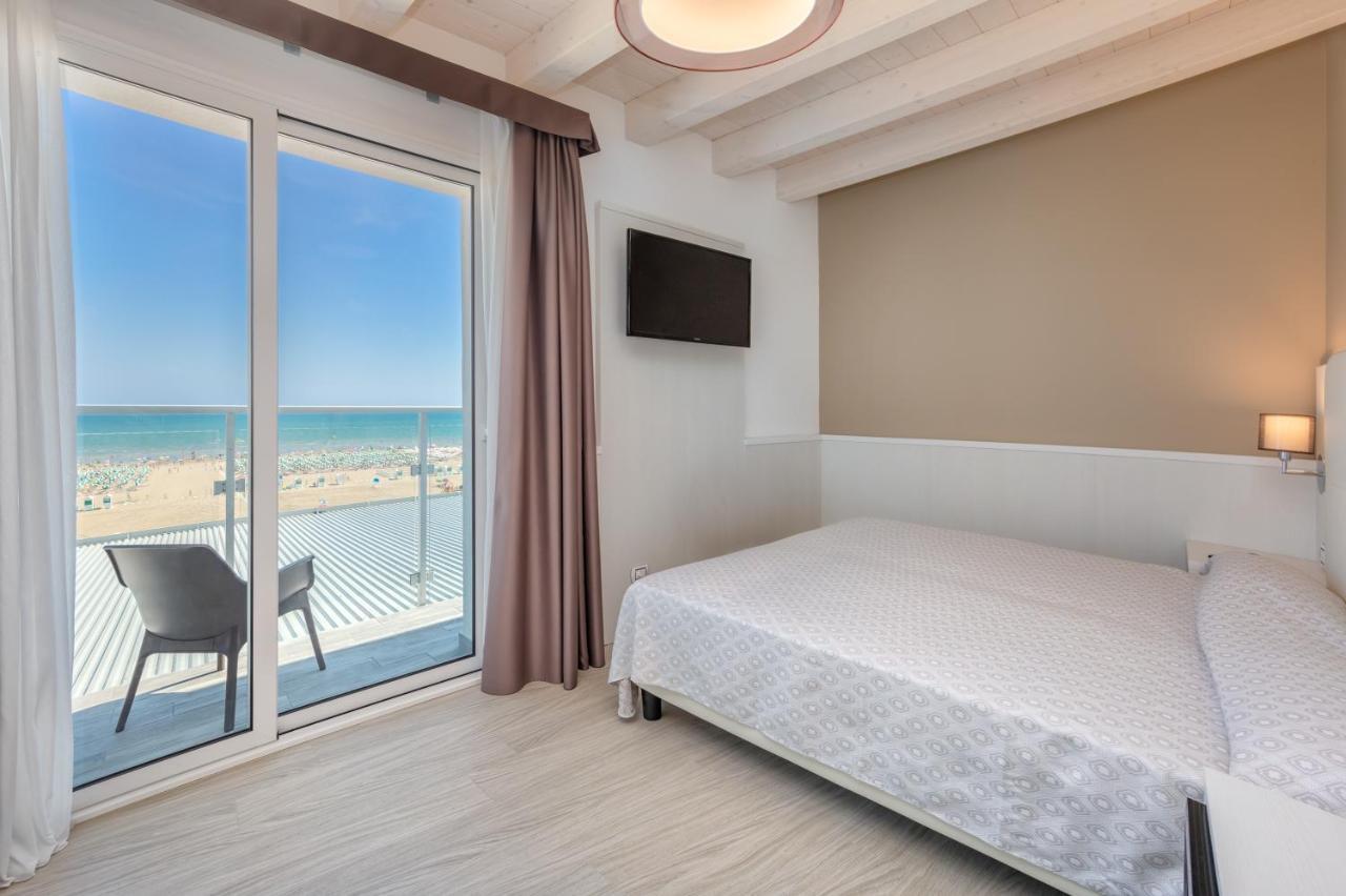 Hotel Garni' Serena Caorle Exterior foto