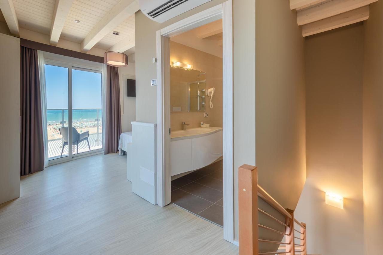 Hotel Garni' Serena Caorle Exterior foto