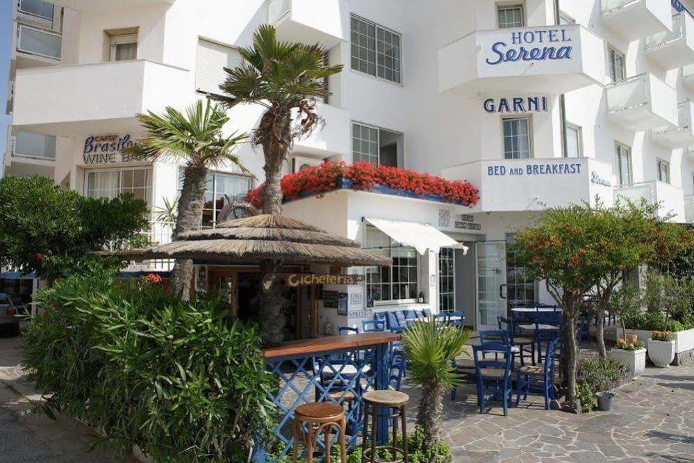 Hotel Garni' Serena Caorle Exterior foto